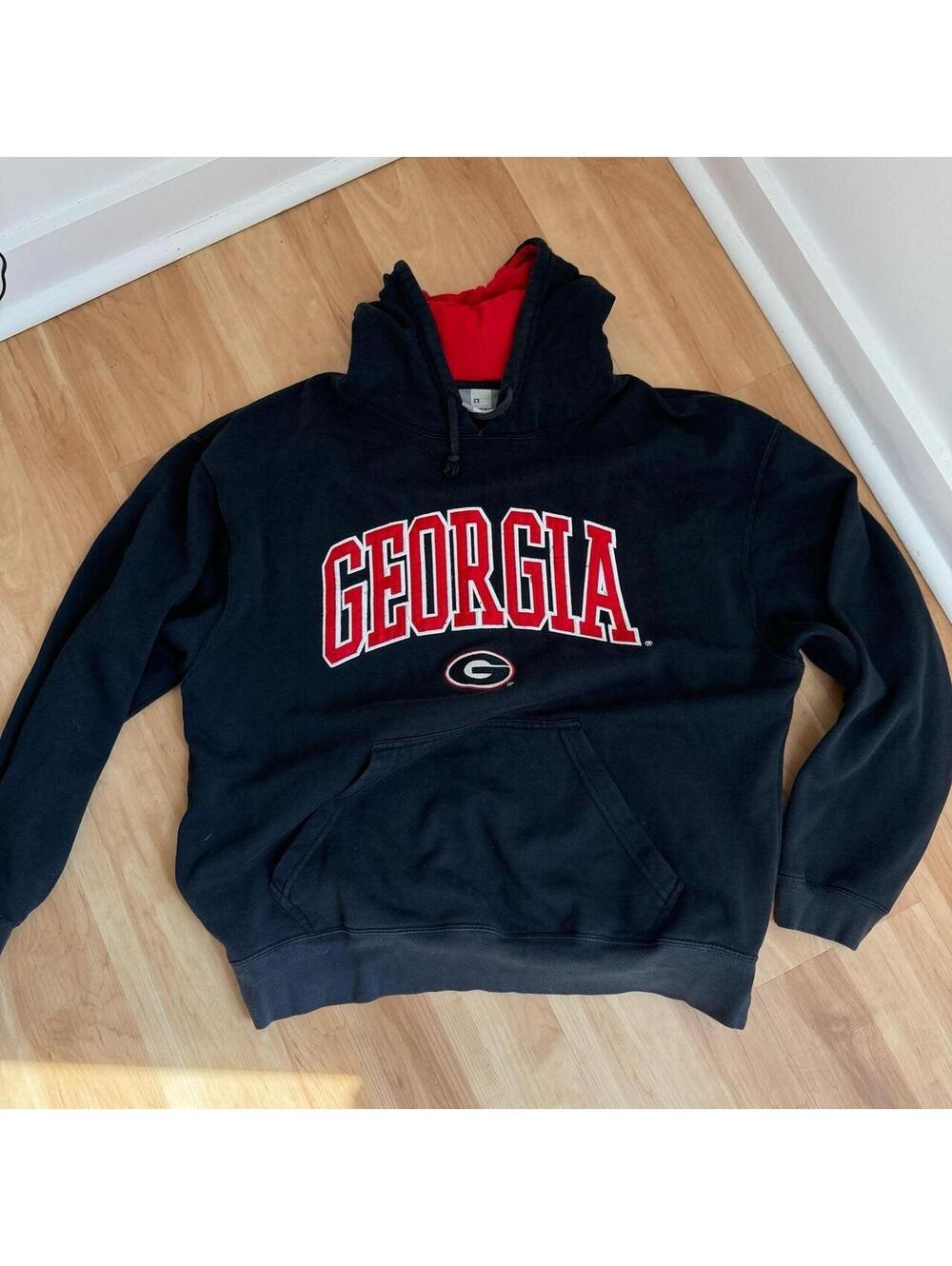 J. America Georgia Bulldogs Hoodie Size L Black Red Applique NCAA